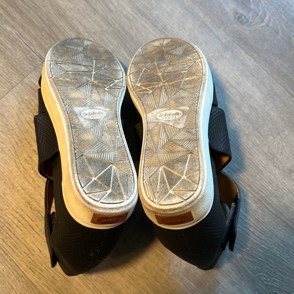 Women’s Black Dr. Scholl’s Wedge Sandals 7.5 - Picture 4 of 4